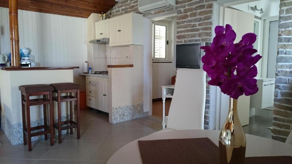Apartments Mare 2 Hvar Town Bagian luar foto