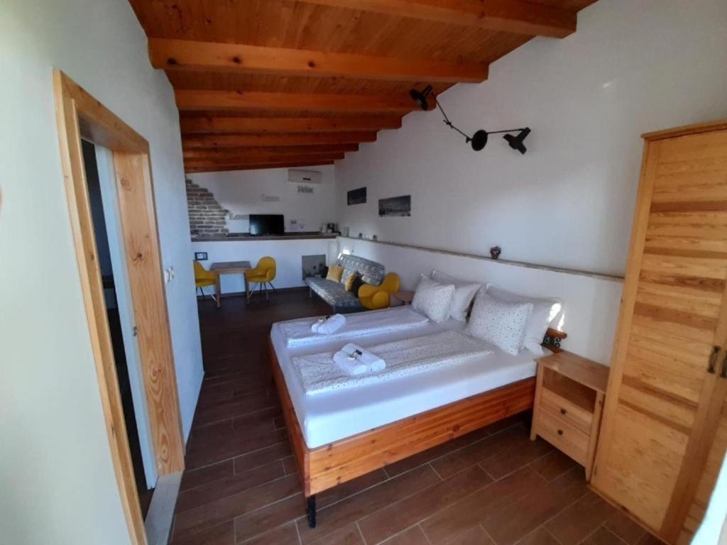 Apartments Mare 2 Hvar Town Bagian luar foto