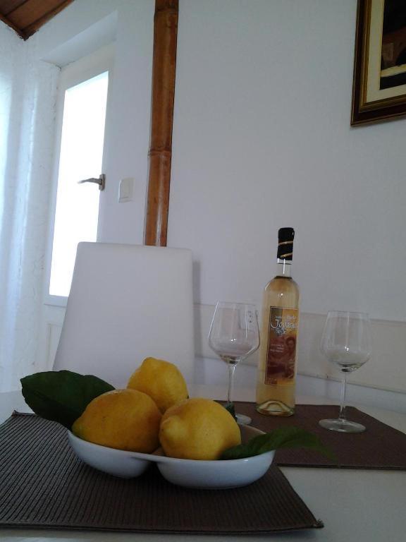 Apartments Mare 2 Hvar Town Bagian luar foto