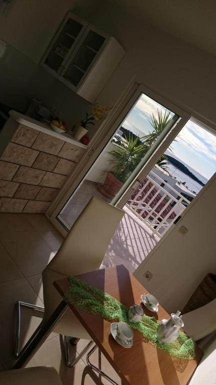 Apartments Mare 2 Hvar Town Bagian luar foto